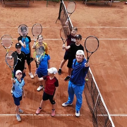Sisäkauden valmennukset: Tenniskoulu